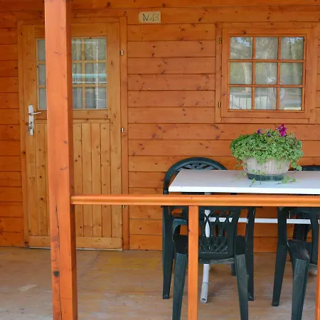 Chalet 4 1 *